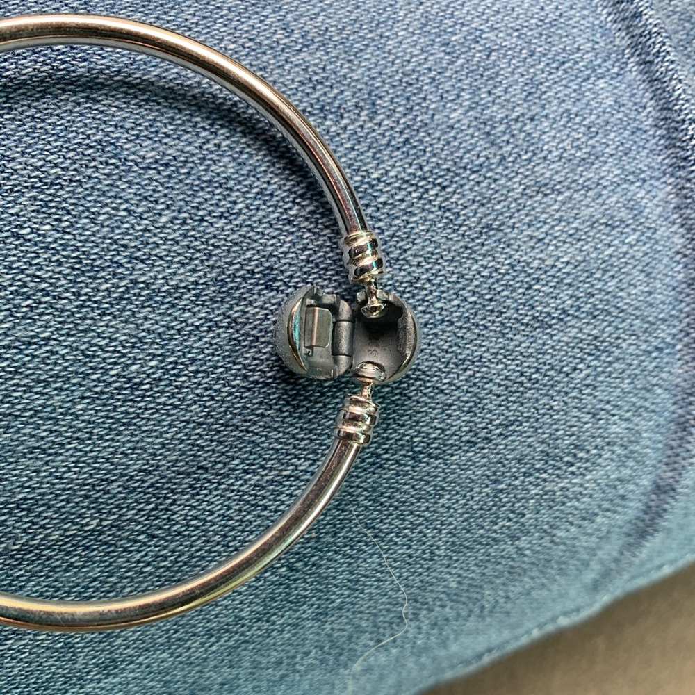 6.3 in Pandora Bangle - Picture 4 of 4